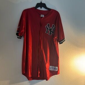 NY Majestic button down red jersey men’s size large.